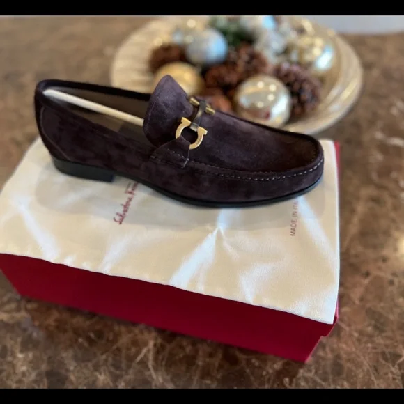 Salvatore Ferragamo | Shoes | New Salvador Ferragamo Shoes  display picture 1
